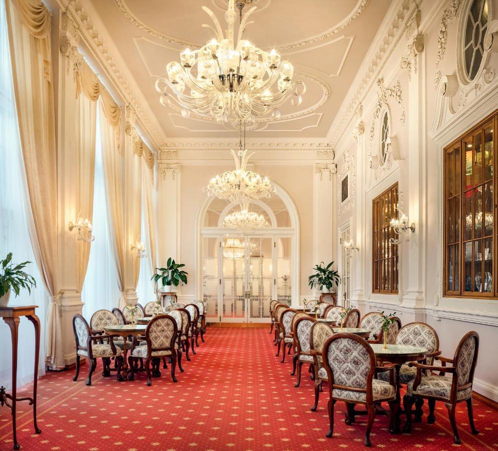 Spa Hotel Imperial Karlovy Vary Luaran gambar The Café