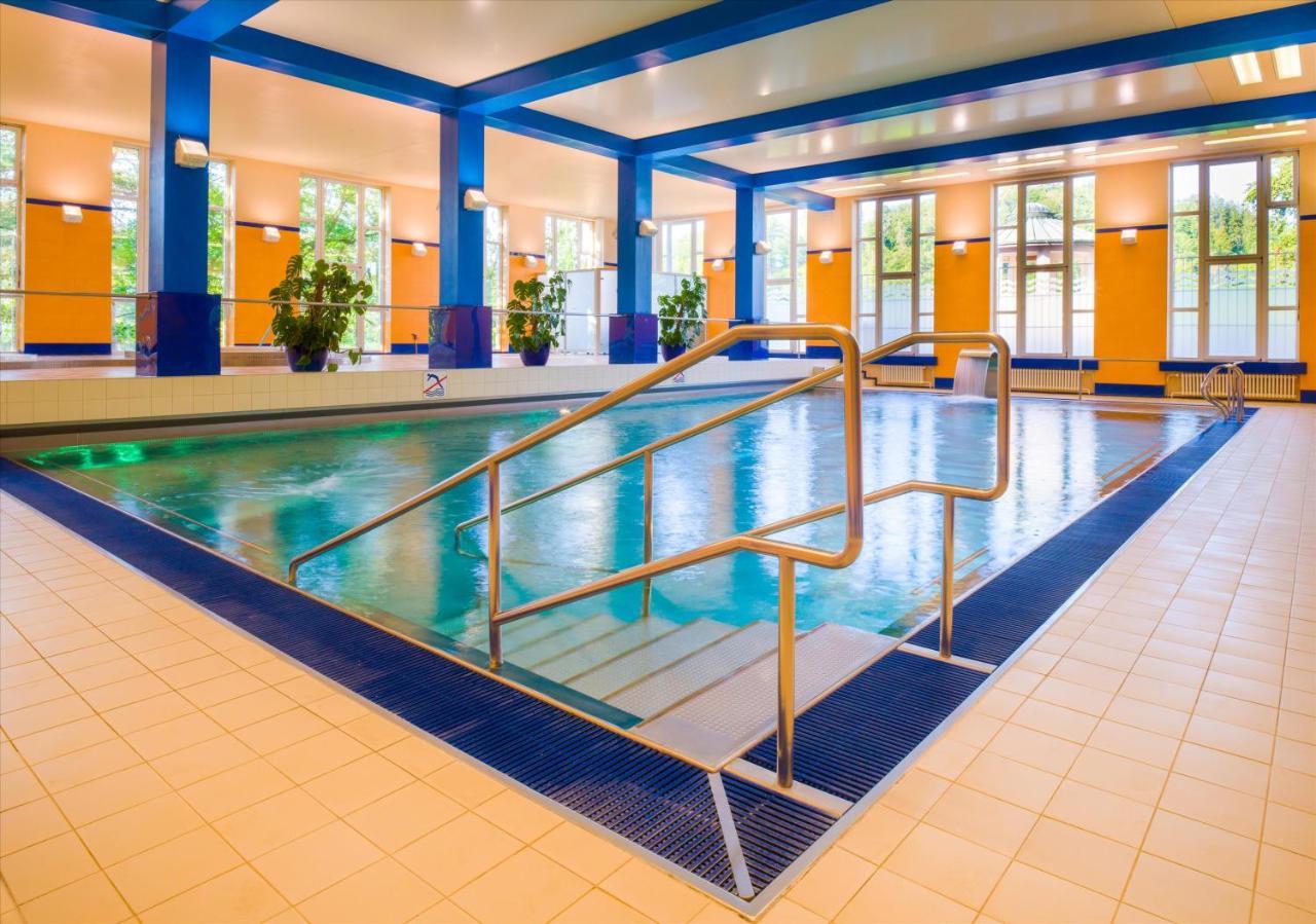 Spa Hotel Imperial Karlovy Vary Luaran gambar The indoor swimming pool