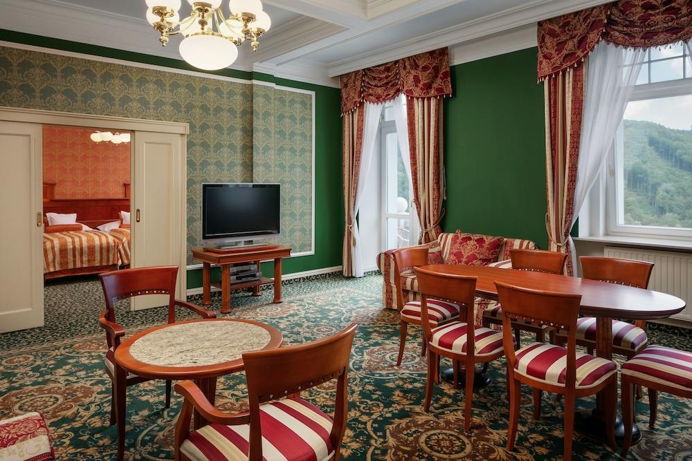 Spa Hotel Imperial Karlovy Vary Luaran gambar Suite